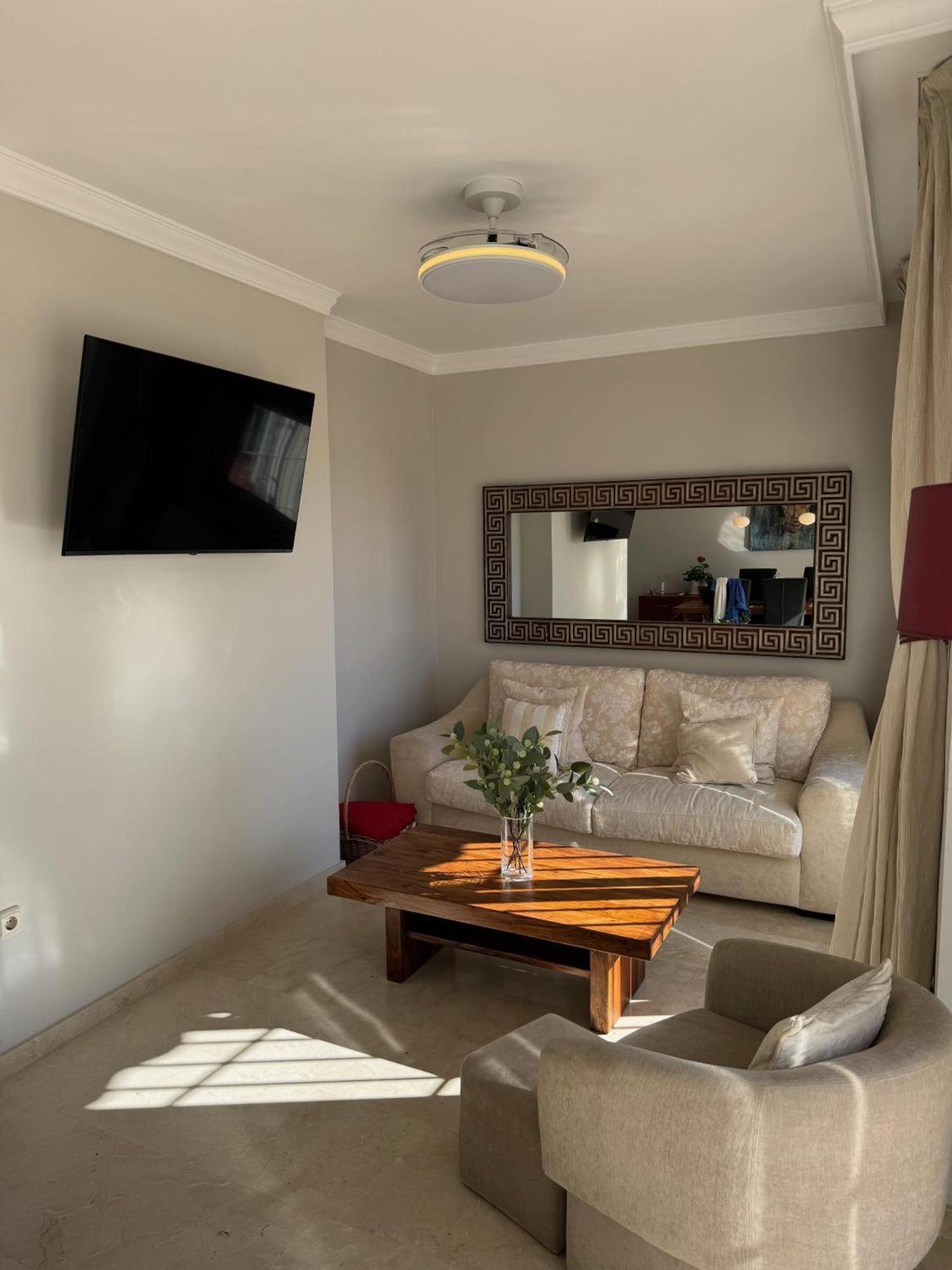 Piso-Lechuza Elviria Marbella 2 Apartment Exterior photo