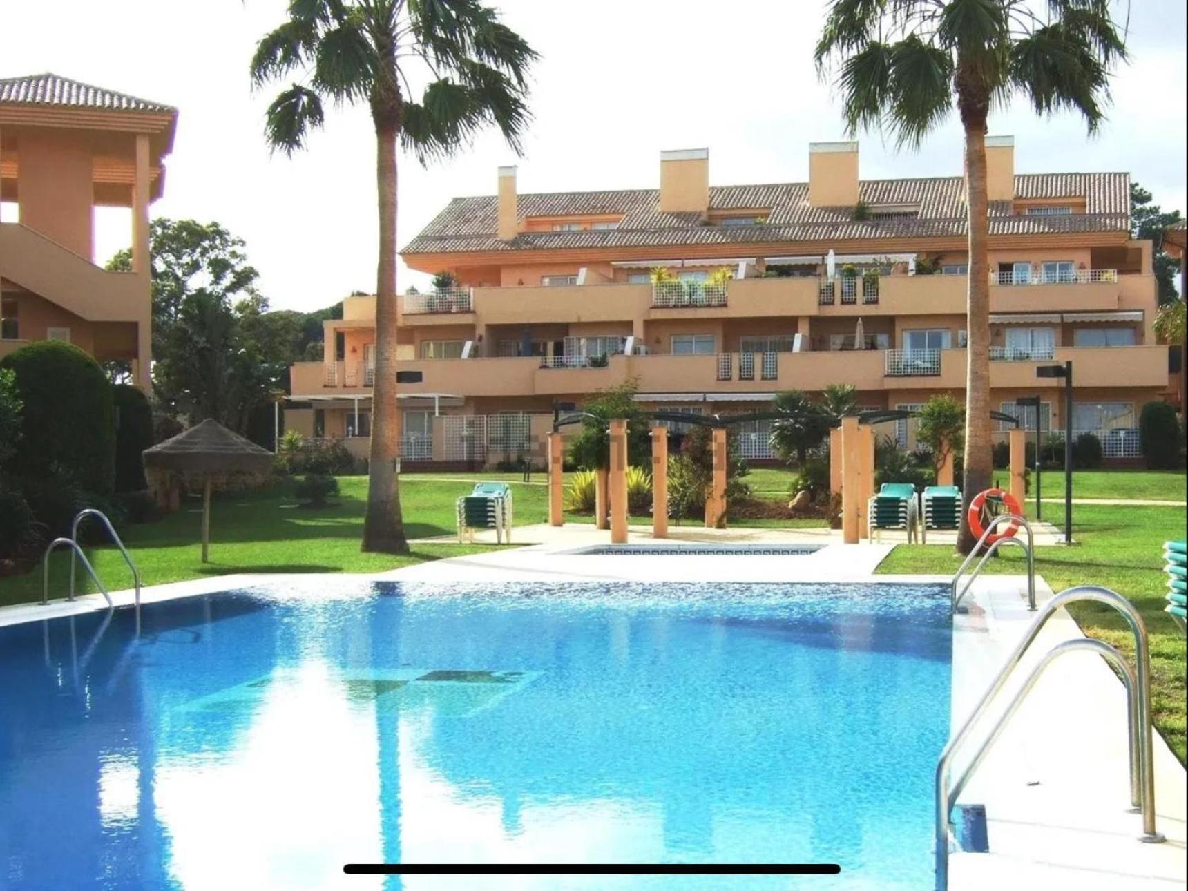 Piso-Lechuza Elviria Marbella 2 Apartment Exterior photo